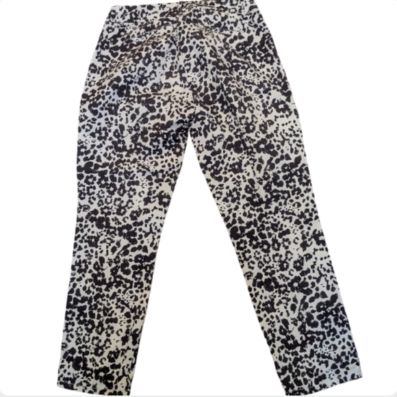 J.Crew Favorite Fit Animal Print Pants Size 4 - Black & White Leopard - Picture 7 of 13